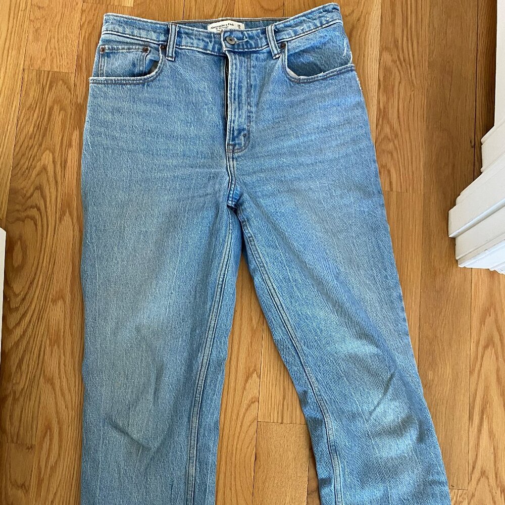Abercrombie S0's Straight Ultra High Rise